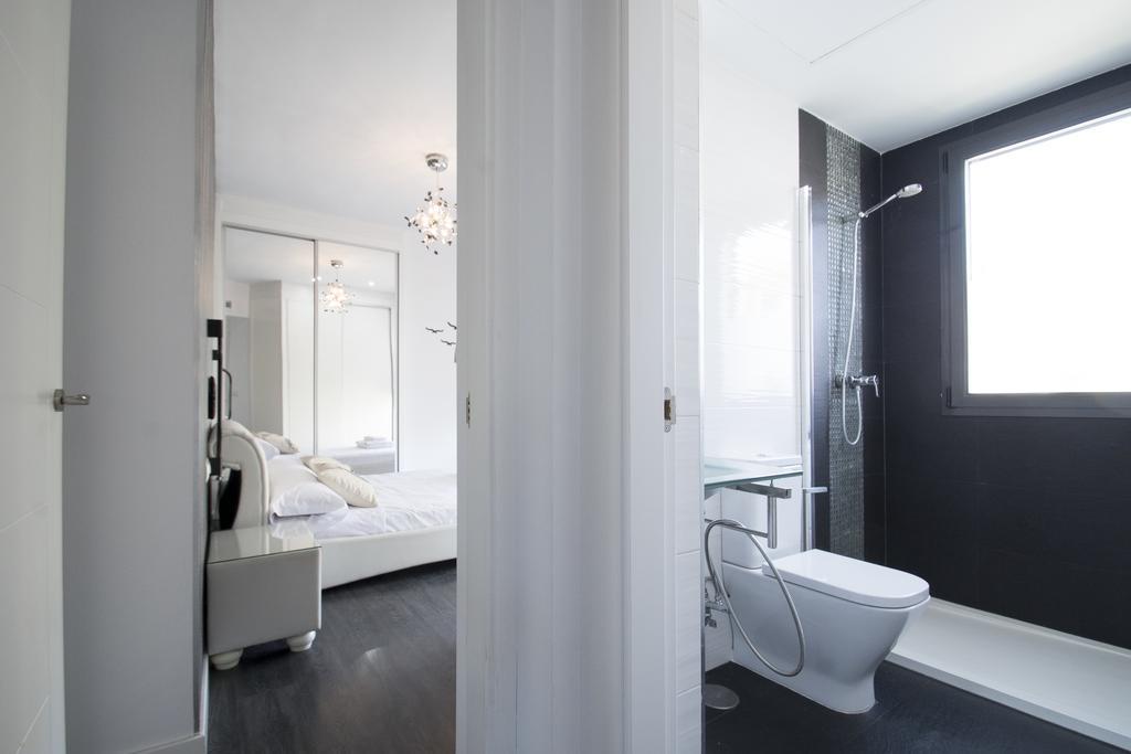 Apartamento Atico Real Suites غرناطة المظهر الخارجي الصورة