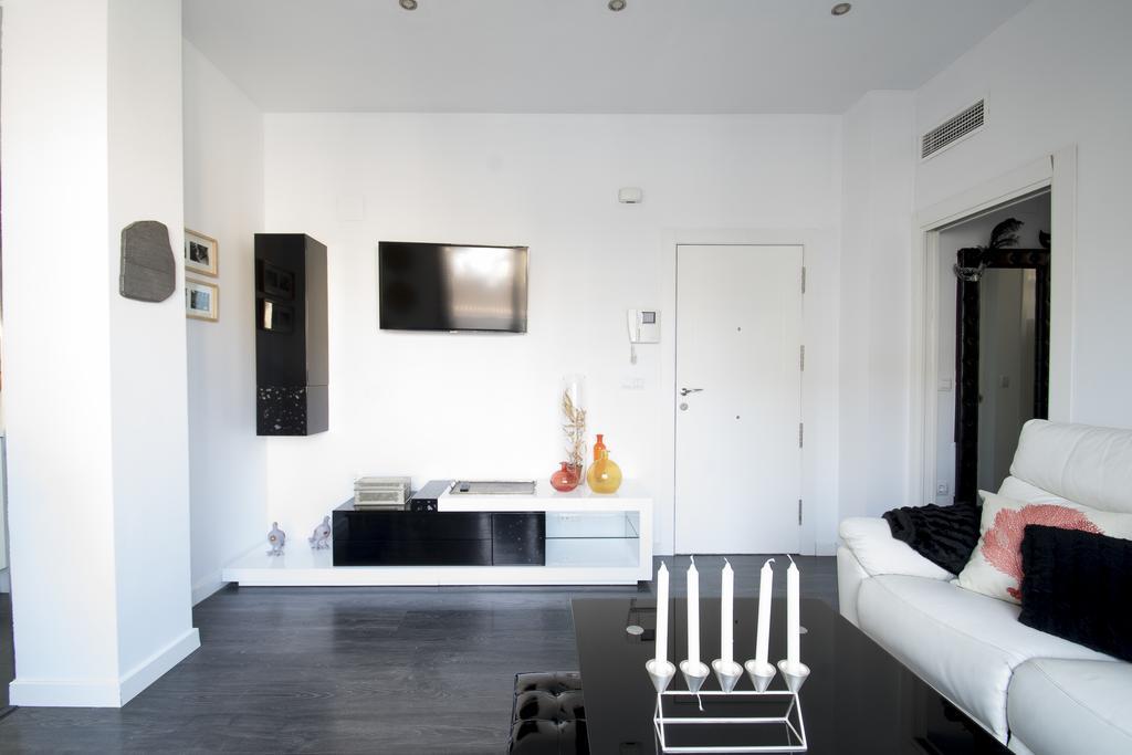 Apartamento Atico Real Suites غرناطة المظهر الخارجي الصورة