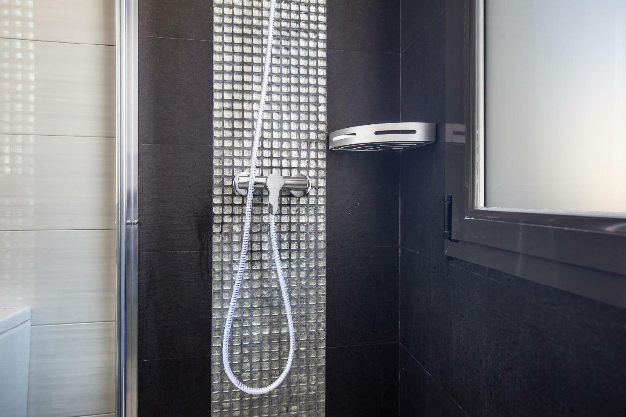 Apartamento Atico Real Suites غرناطة المظهر الخارجي الصورة